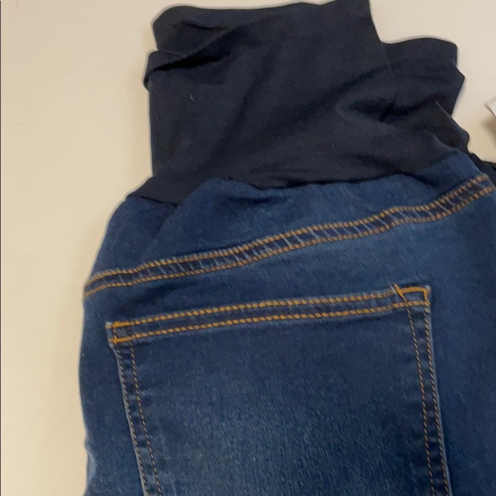 Maternity jeans - NWT